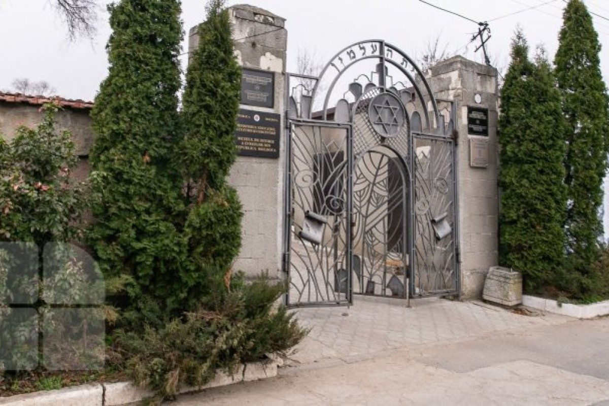 Jewish Cemetery  in Chisinau, the capital of Moldova – a nice spot